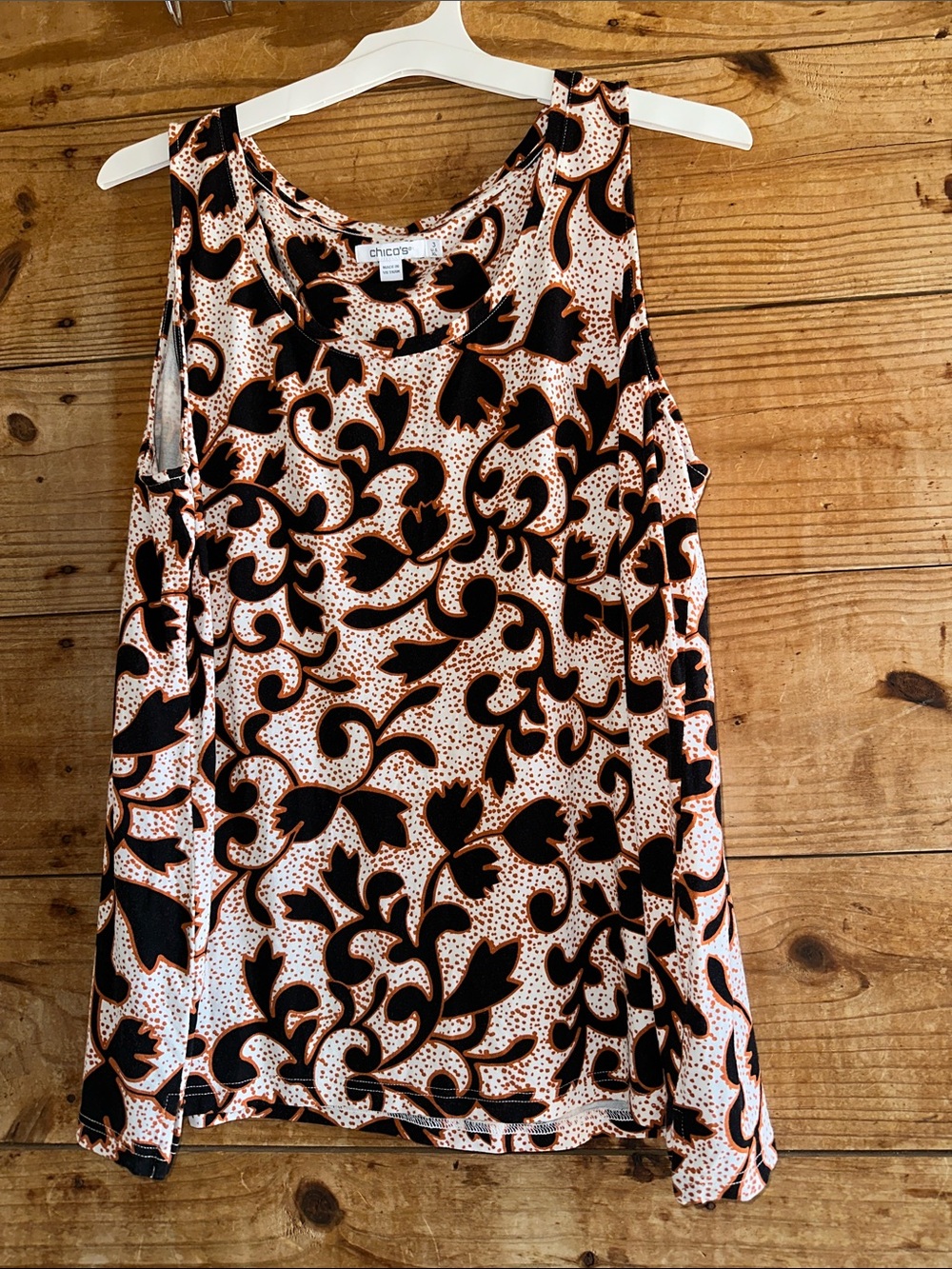 Chico's Black and Cream Floral Scroll Tank